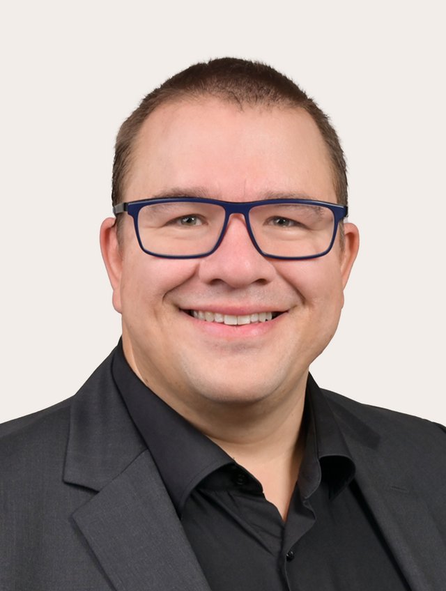 Prof. Dr. Christian Geiger